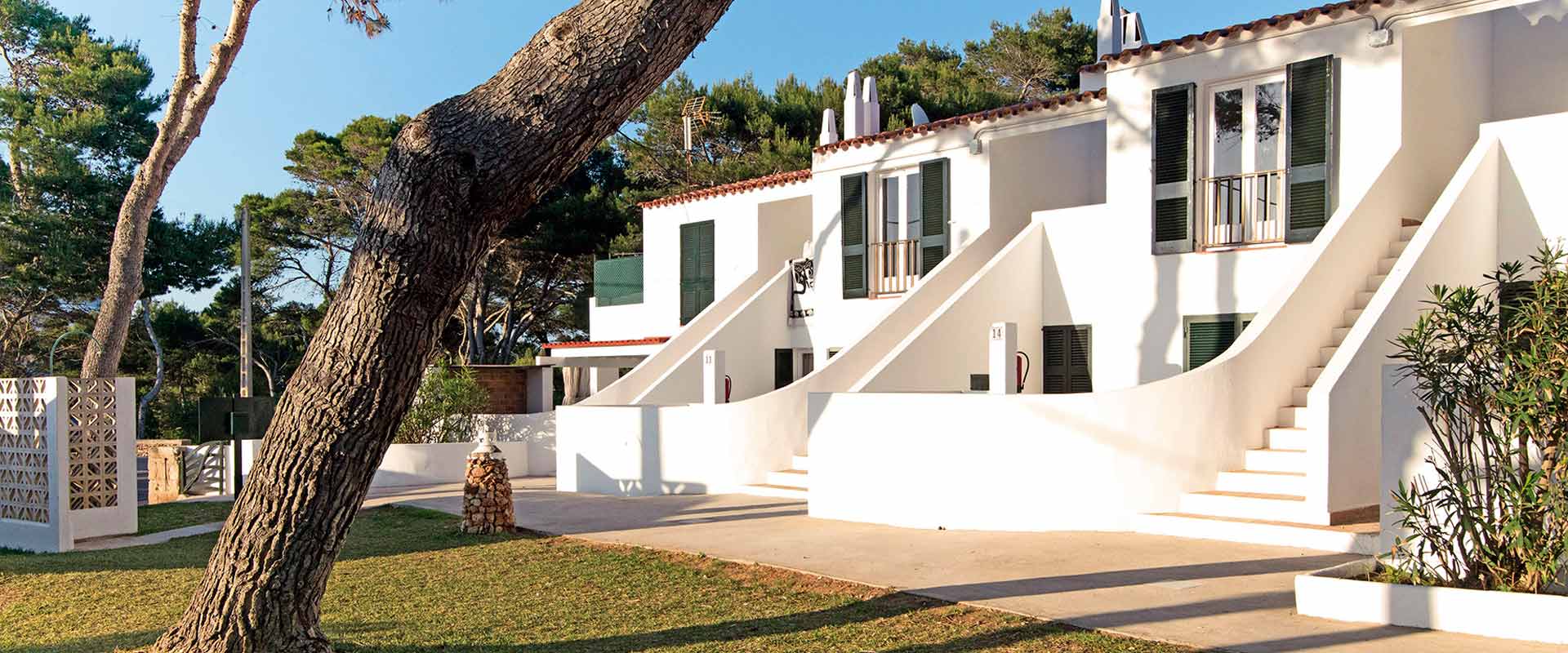 Apartaments Cala Blanca